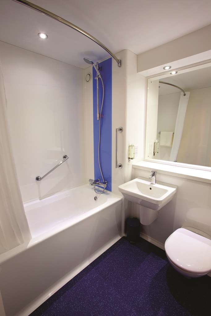 Travelodge Colwyn Bay Old Colwyn Ruang foto